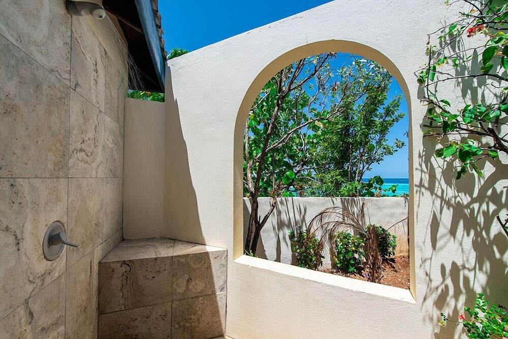 Ambrosia Villa