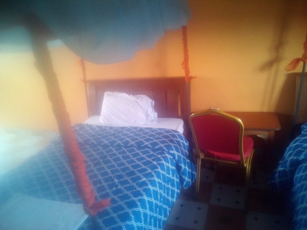 Photo 6
