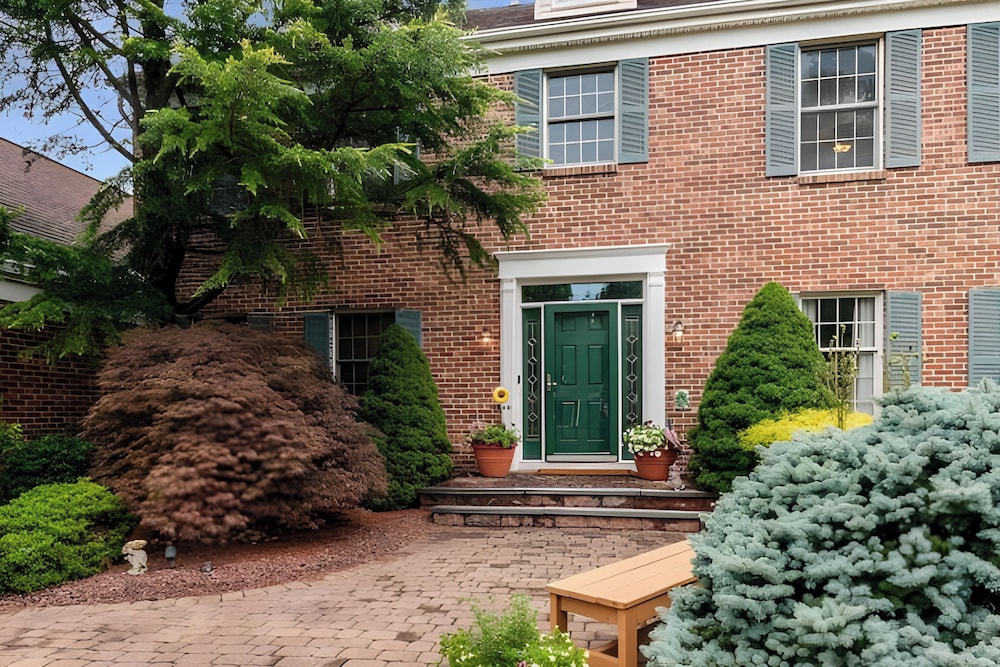 Hot Tub & Pool: Family Home 5 Mi to Princeton!