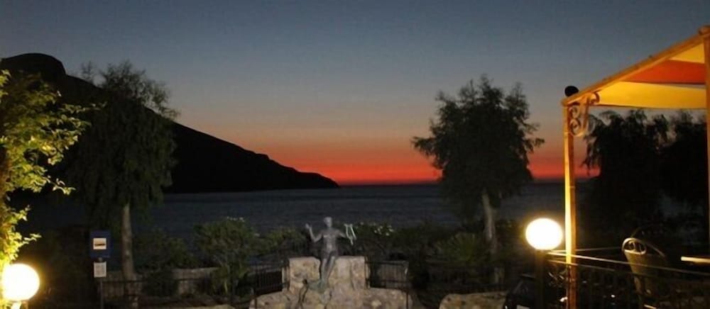 Philoxenia Hotel