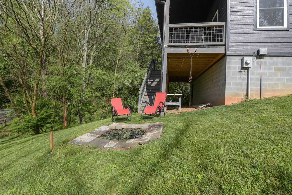 Plum Perfect Hideaway by Avantstay Power, Water, Wifi Weekly Discounts