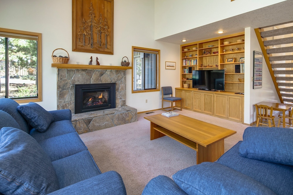 Maury Mountain 36 3 Bedroom Home