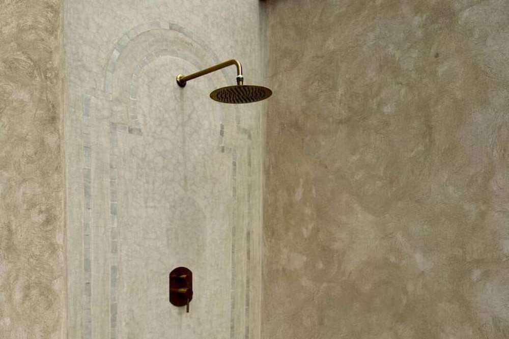 Riad LallaBaya