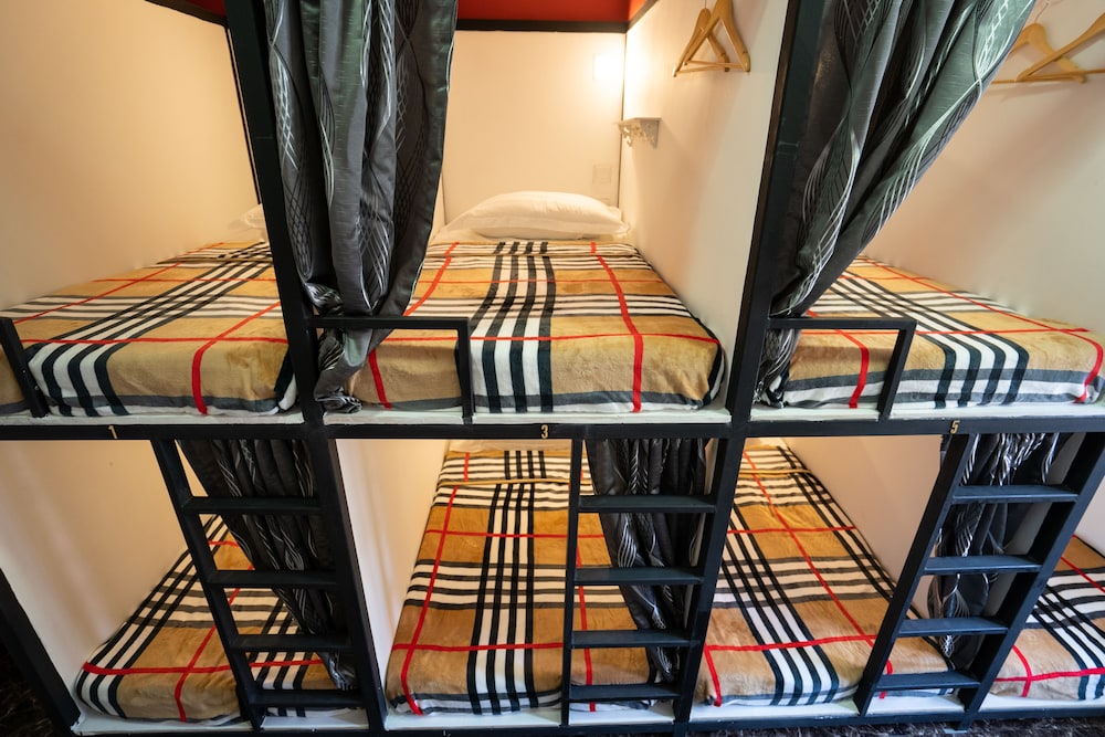 OSS Backpackers Hostel