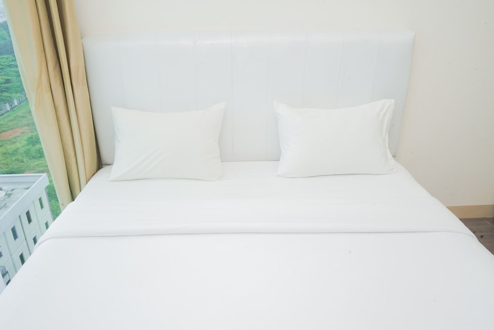 Homey And Cozy Studio Room At Tree Park City Bsd Apartment view 2