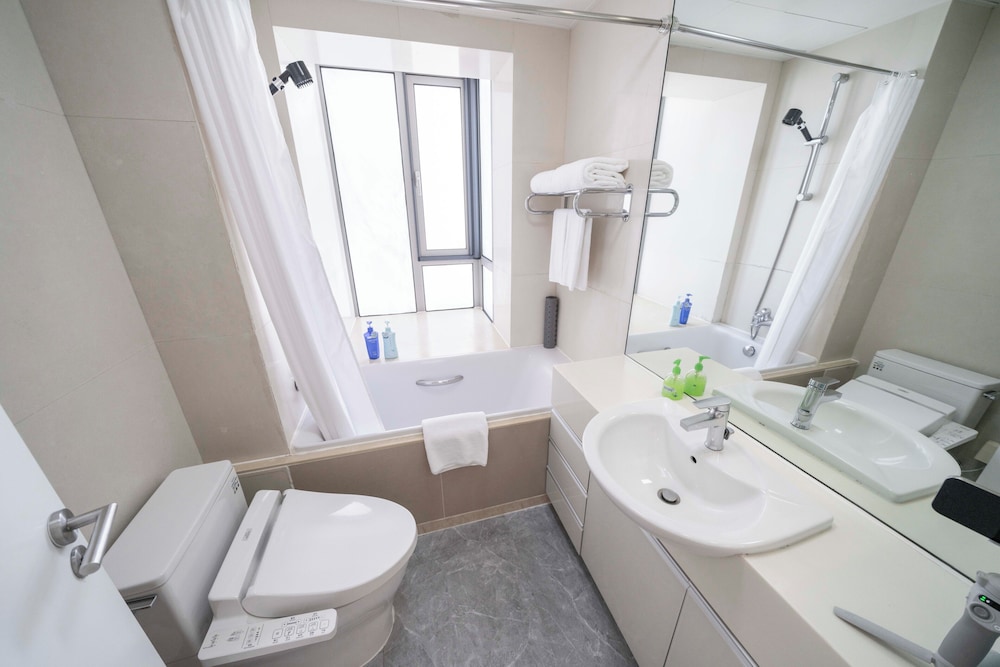 Tyms Stylish 2BR 1BA Retreat Yongxin