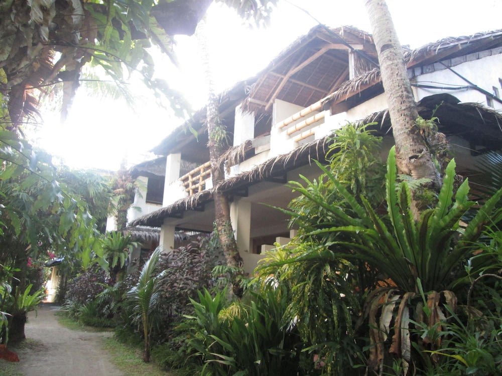 Bamboo Bungalow Resthouse