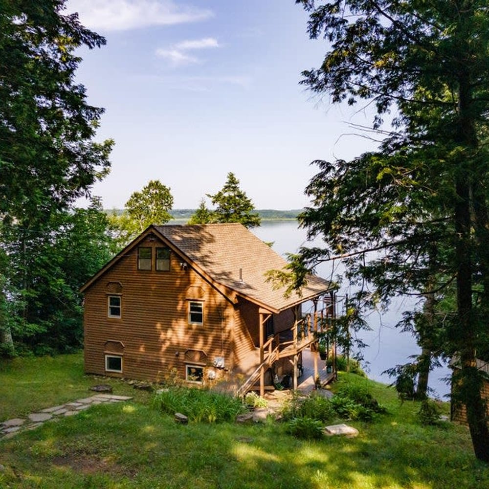 Red Cedar Haven in Sidney view 3