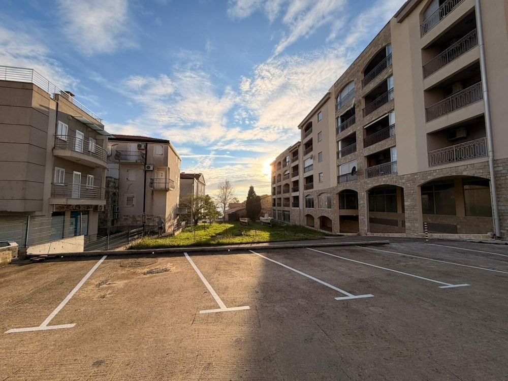 Beachfront Apartments Oaza 2