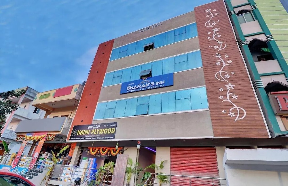 Sharans Inn Gandimisamma