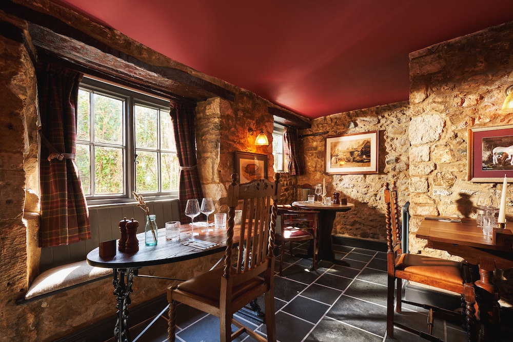 Masons Arms