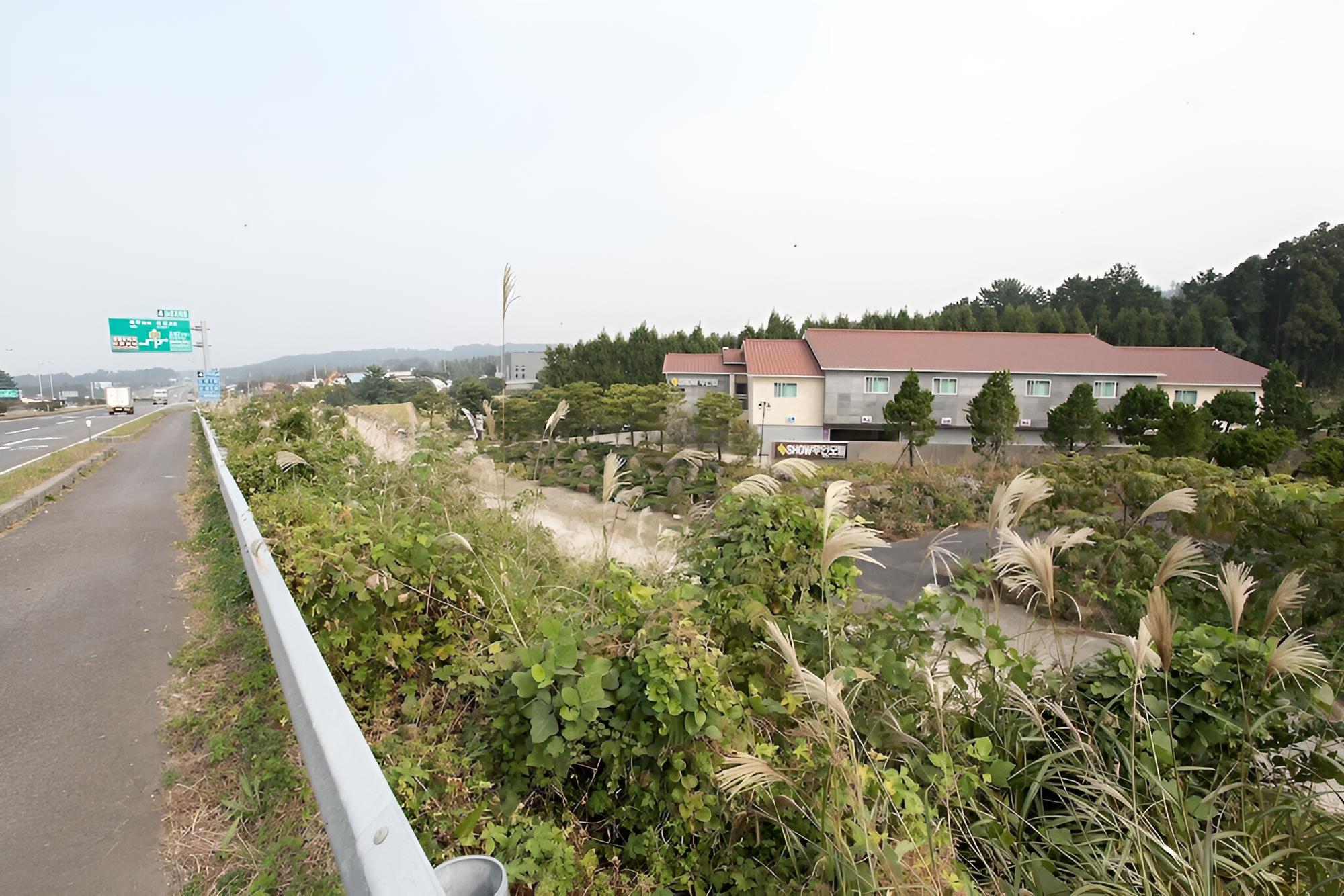Photo 47