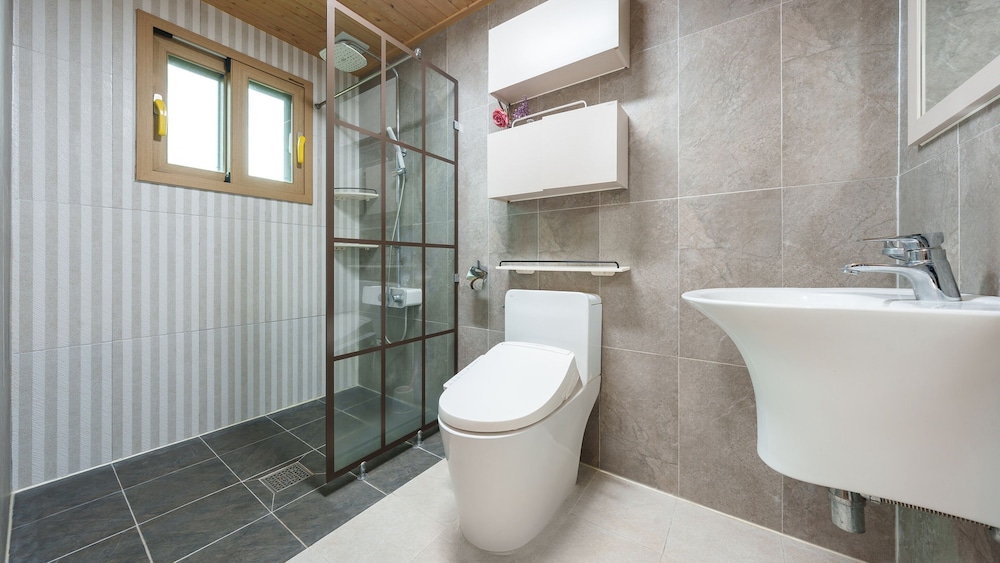 Gyeongju Happy Dream Ocean View Pension