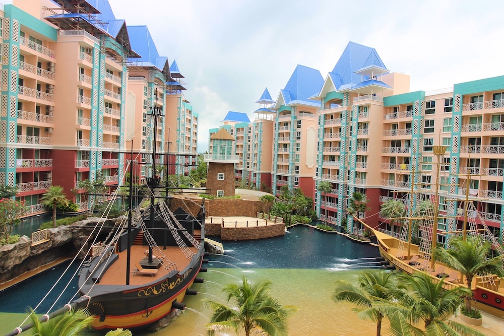 Grande Caribbean Resort