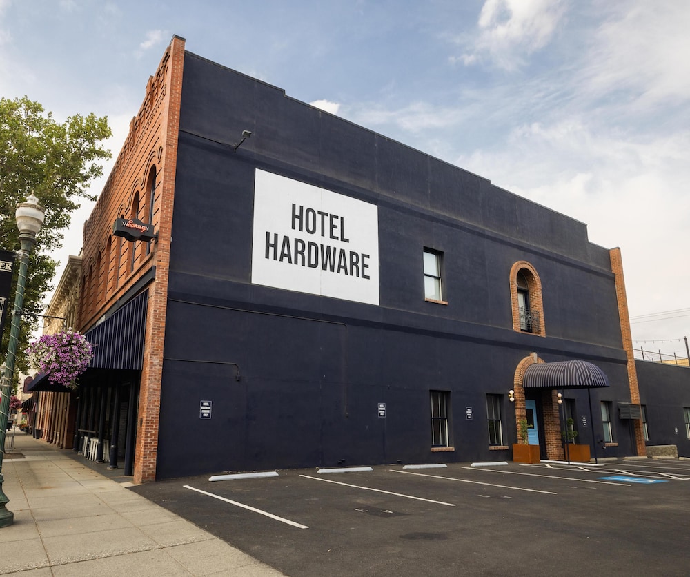 Hotel Hardware