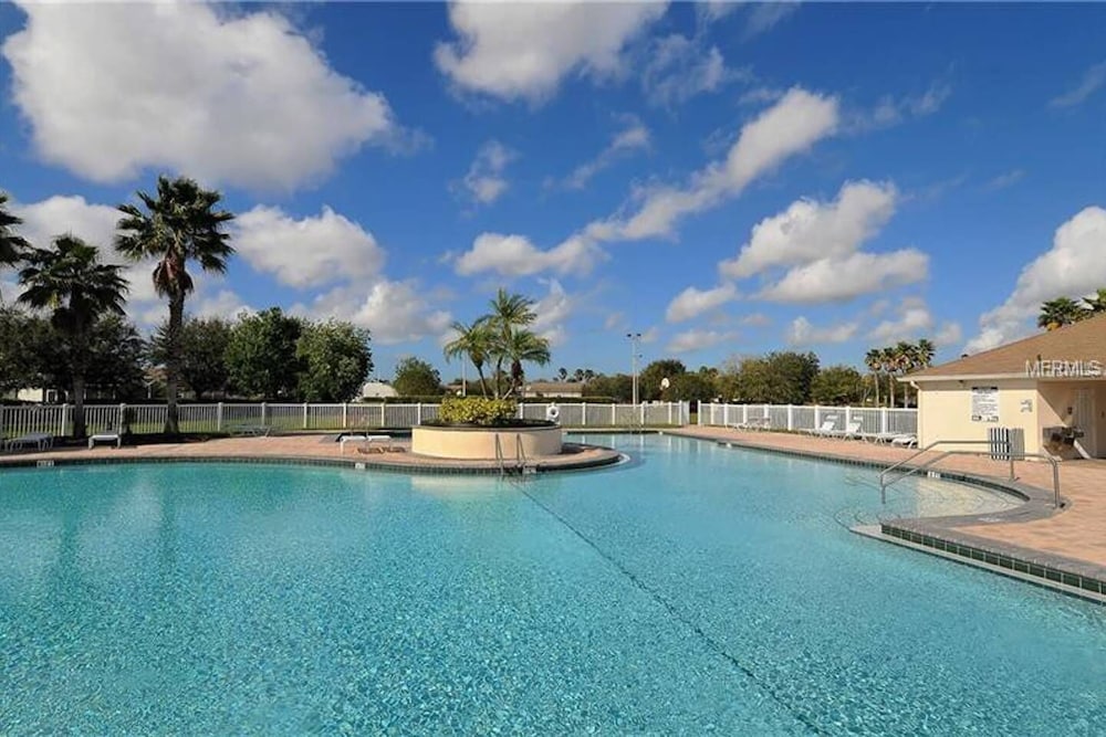 Florida Paradise Near Img Academy and Beach - Property Image 47
