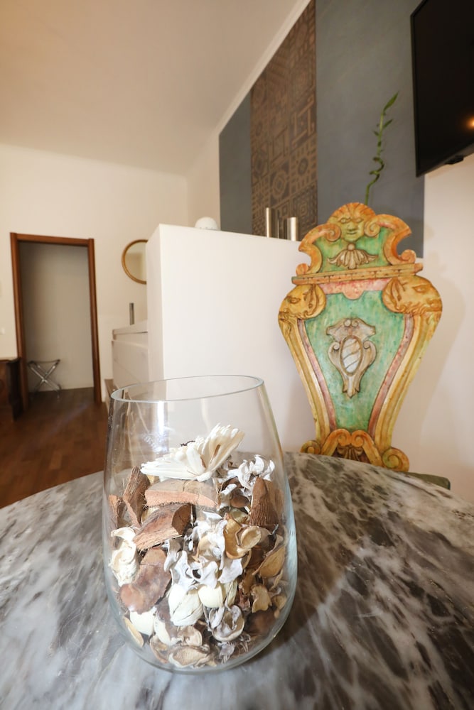 Unique Luxury Apartment and Rooms