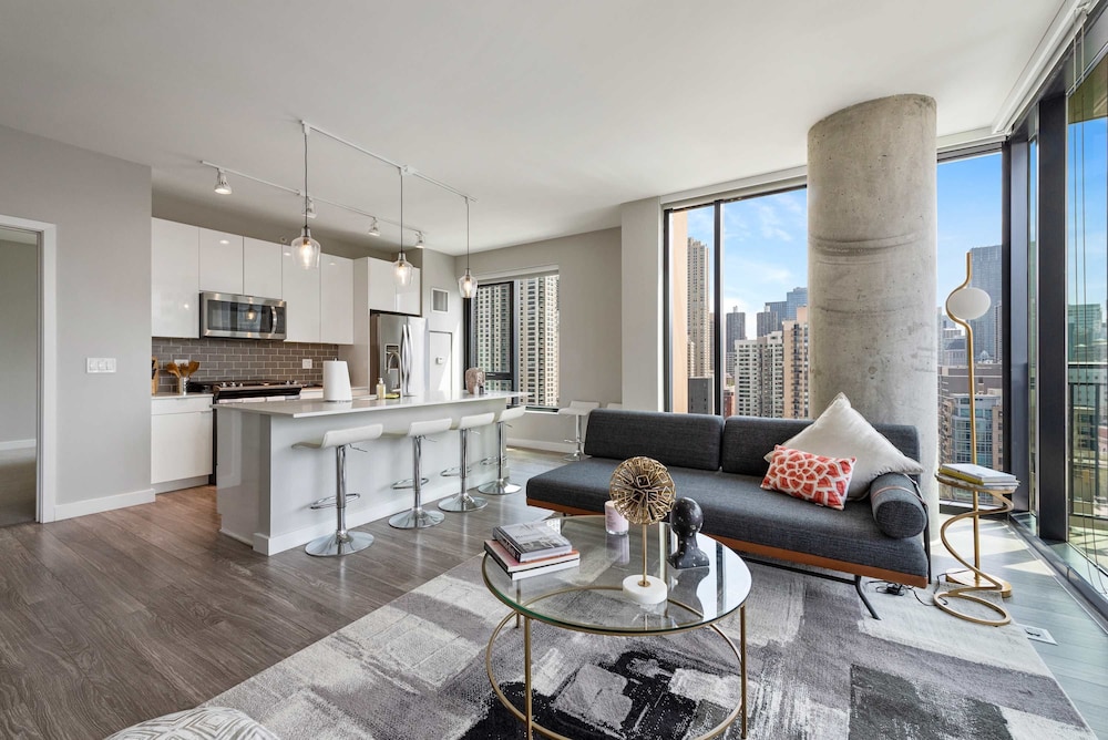 Gold Coast Group Stay 2 Modern 2BR Apartments