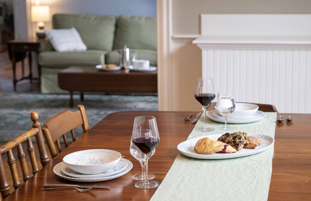 Minerva Bed and Breakfast - Property Image 10