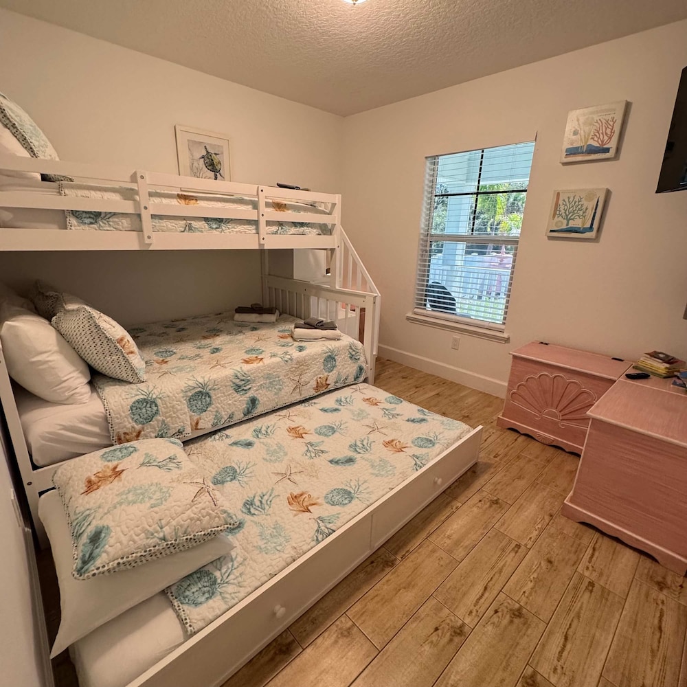 Beach Home w Heated Pool Free Golf Cart