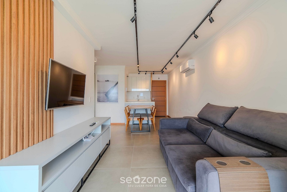 Apartment With Barbecue in Itacorubi Aft0210
