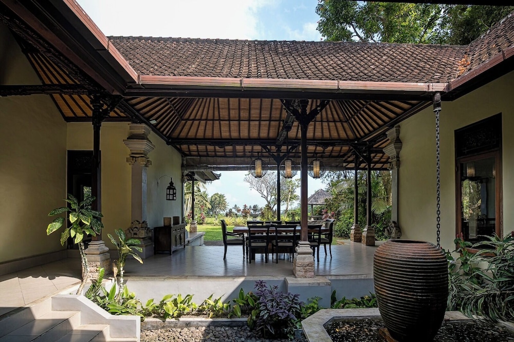 Villa Cemadik
