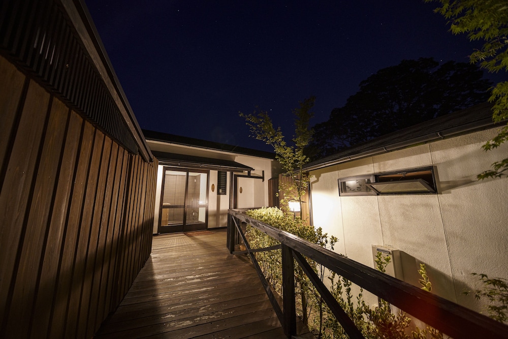 Yufuin Ryokan Seikoen