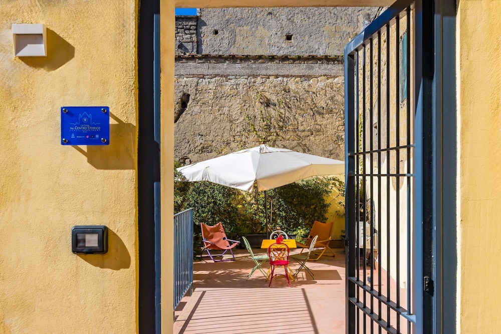 Highline Duomo Terrace by Napoliapartments