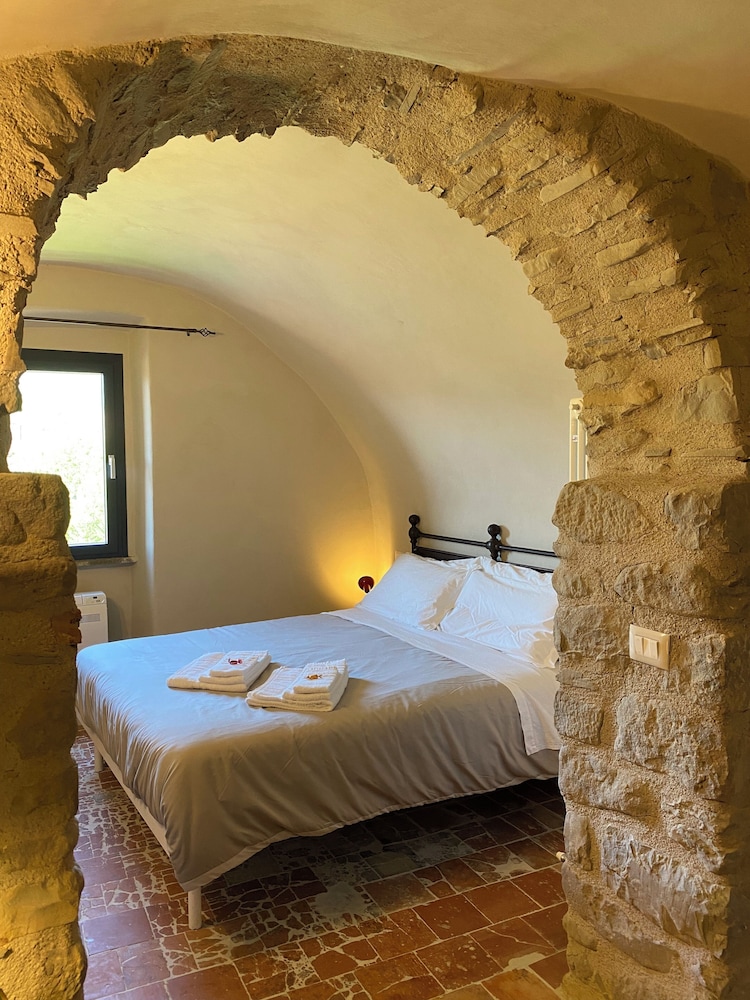 La Casa Medievale - Suites & SPA