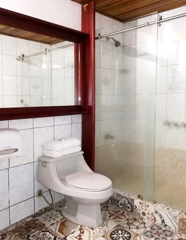 Gaudy´s Eco Hotel - Hostel