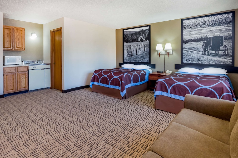 Super 8 by Wyndham Platteville