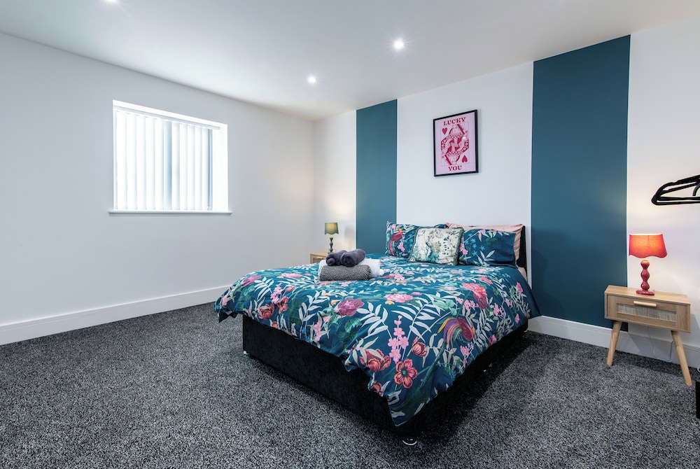 Chapel Street Apartments