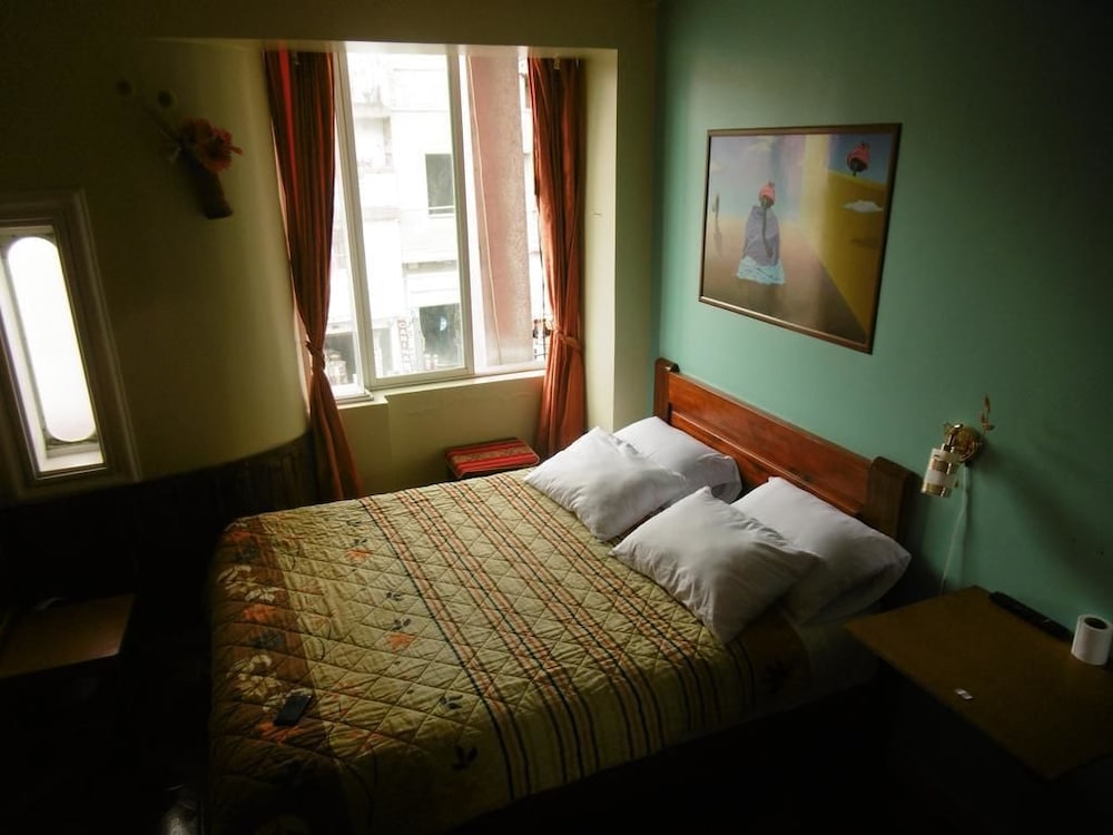 Hostal Otavalos Inn-Hostel