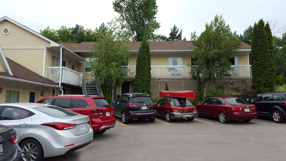 Rainbow Inn