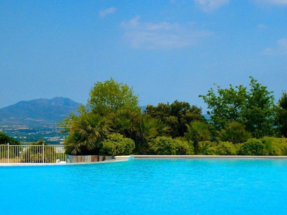 Panoramique Comfortable Holiday Residence photo 3