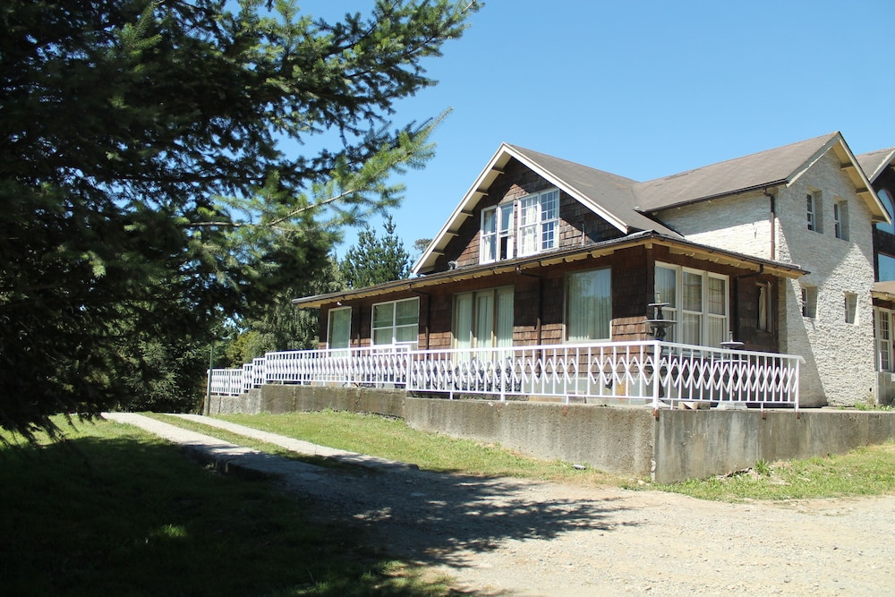 Hotel Alto Puerto Varas