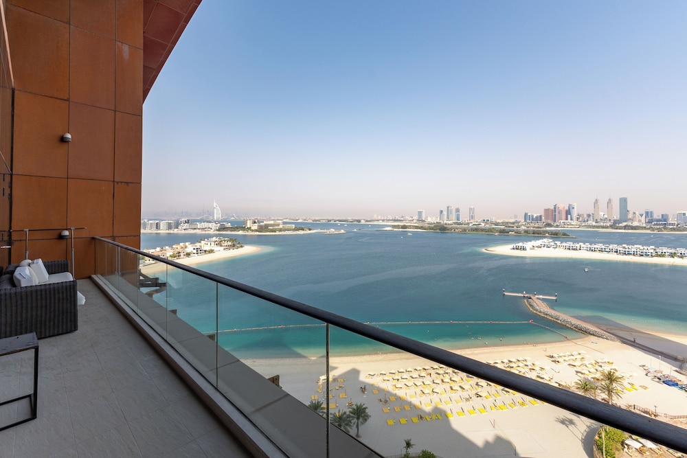 Tiara Residences - Mint Stay