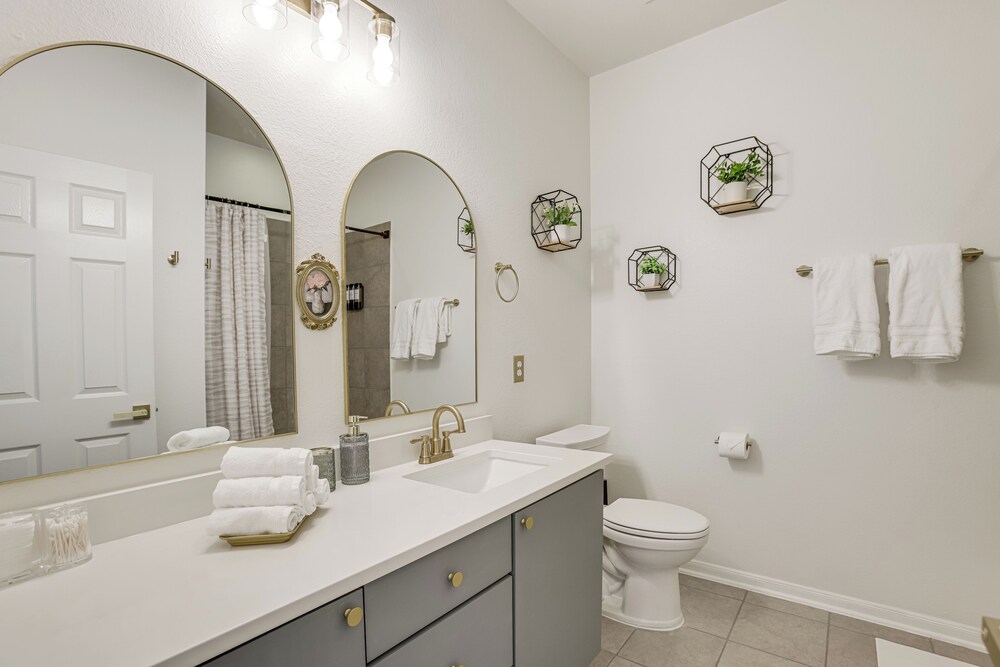 Golf, Bike, Fish & More: Family Getaway in Katy