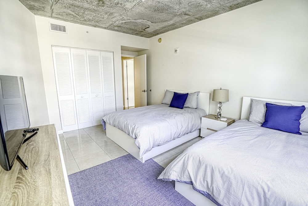 Prime Midtown Miami Condo