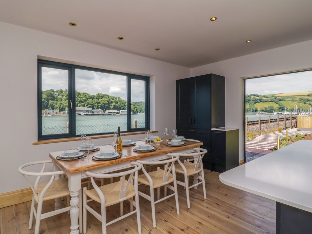Britannia Crossings Cottage