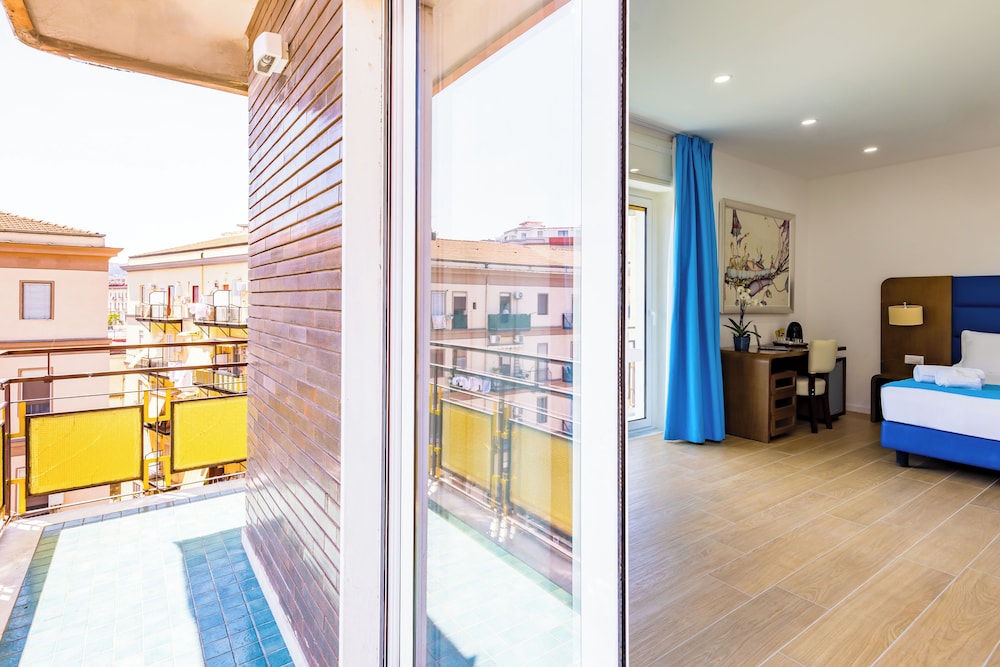 Carlo III guest house
