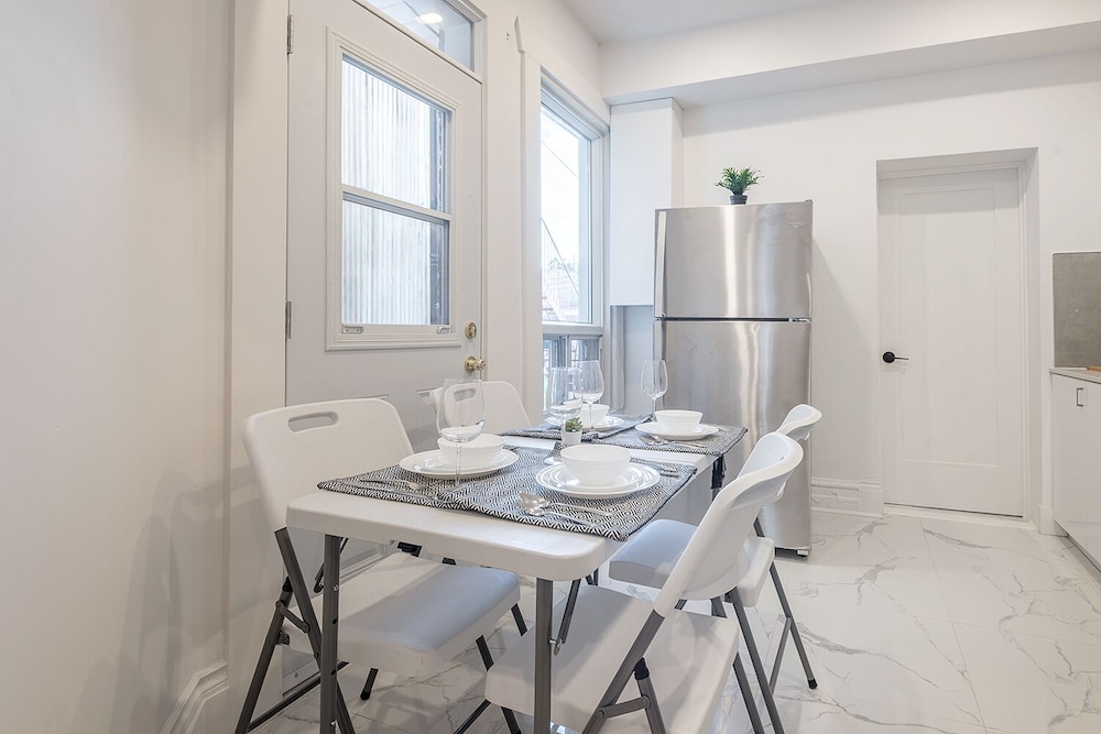 BRIGHT COZY 4Bed in the Heart of MileEnd - Image 5