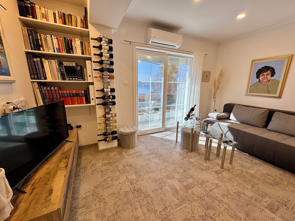 Apartment Toma 1