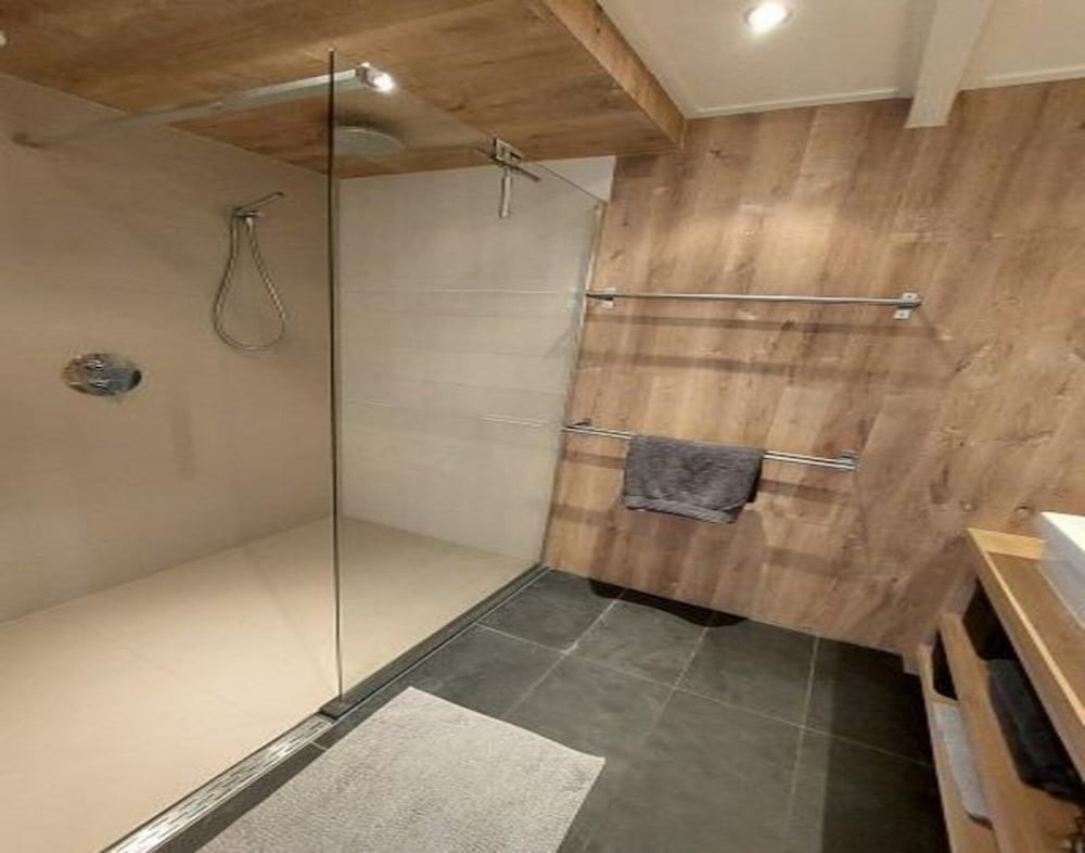 Cosy Furnished Holiday Home