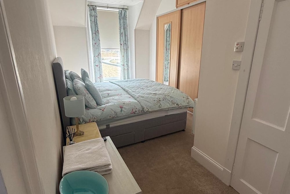 Strathlene House Retreat - 5 Bedrooms