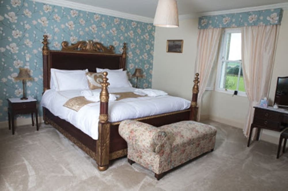 Abbotshaw House - Farm B&B