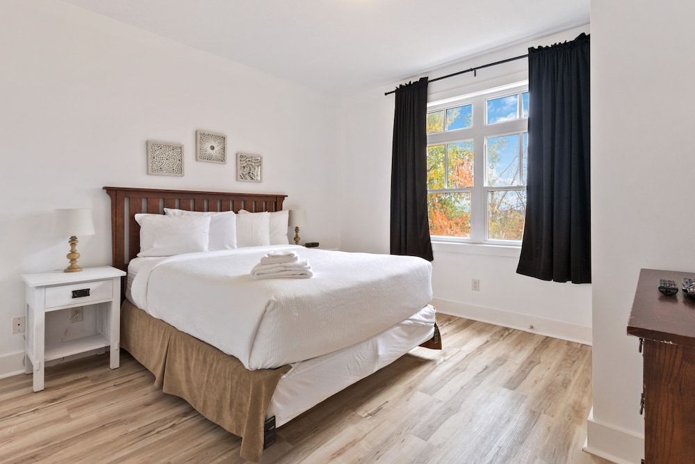 Rivergrass Condos