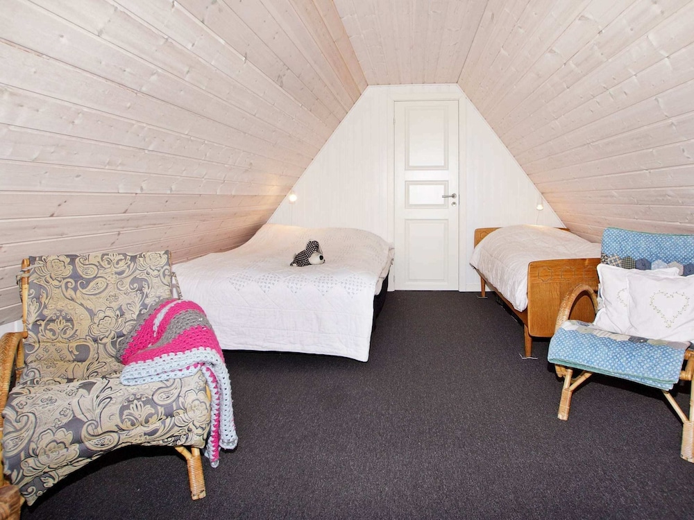 Attractive Holiday Home in Hemmet near Sea view 5
