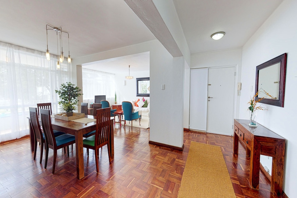Houghton Place Sea Point