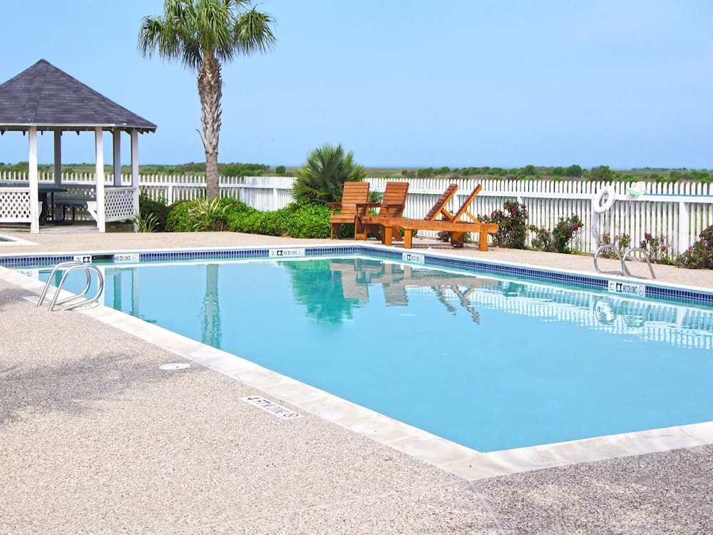Starlight Oasis by Ryson Vacation Rentals